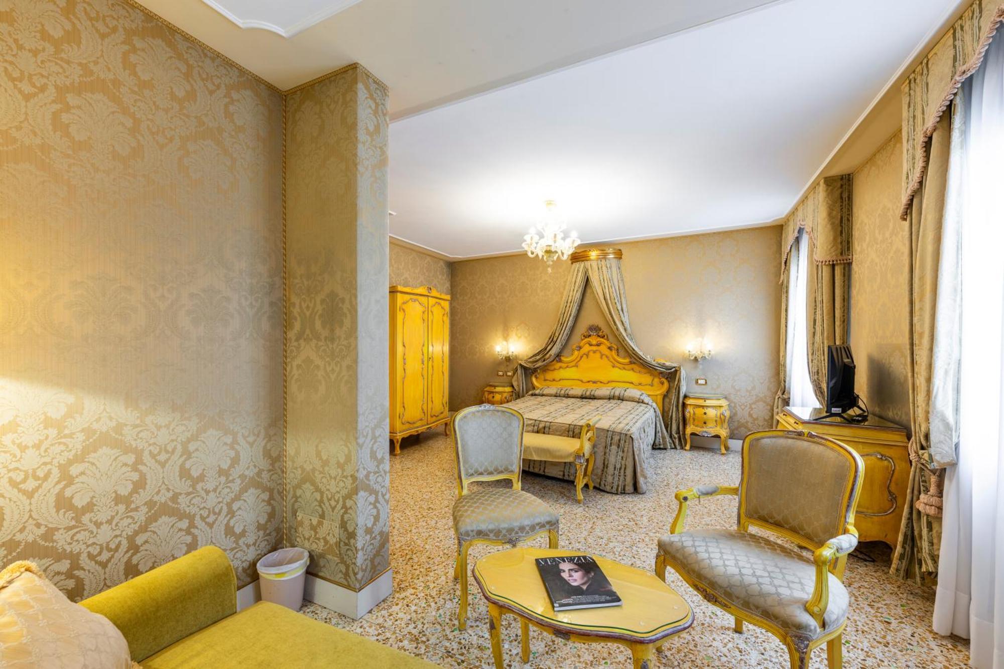 Ca' Dogaressa 3* Venecia
